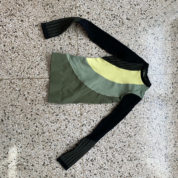 One left Free People watch and learn layering top - Picture 4 of 5